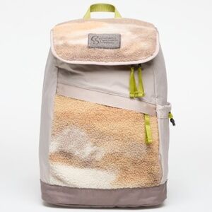 Columbia Wallowa™ Backpack Unisex in Crushed Clay